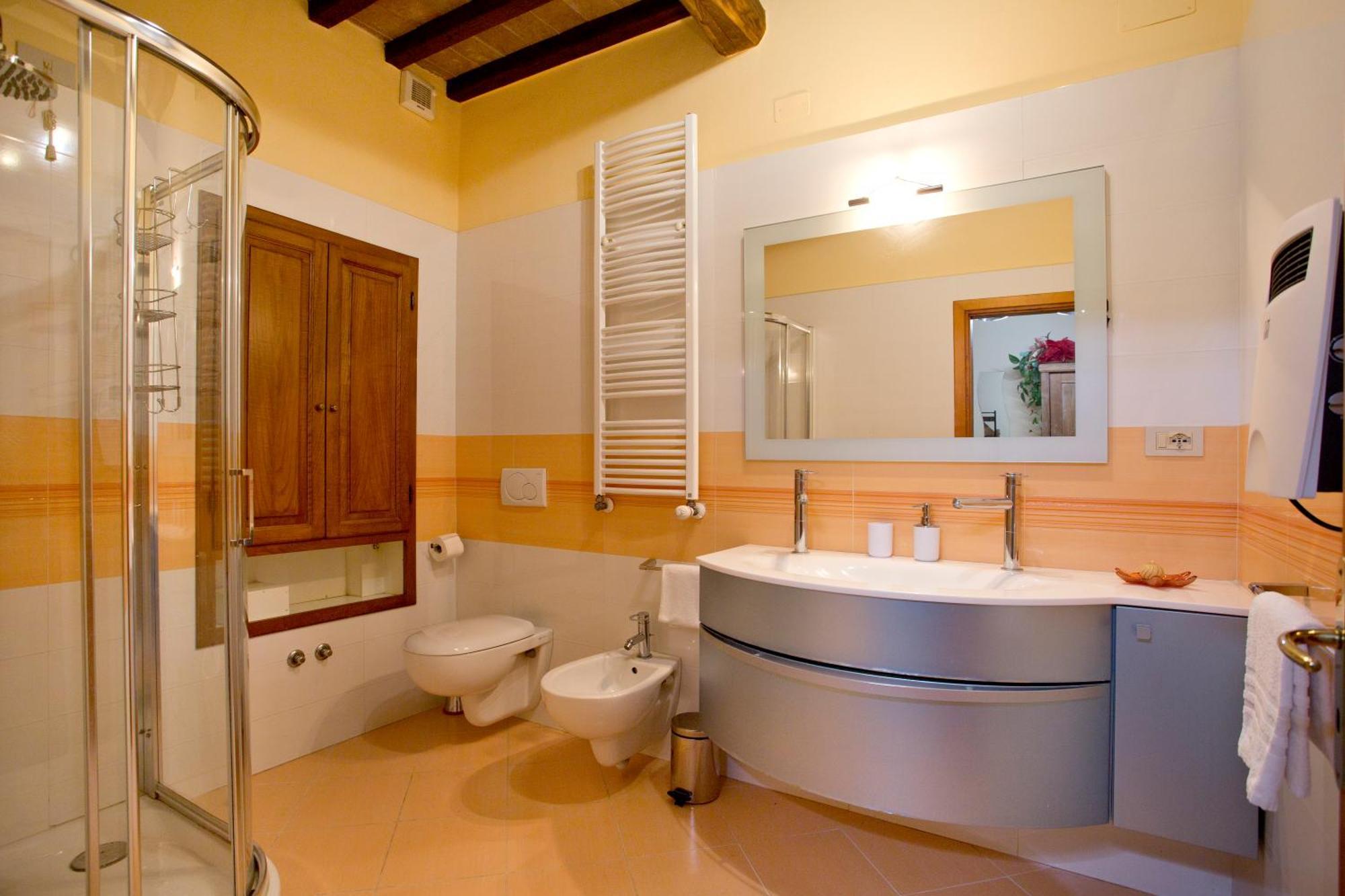 Casa San Girolamo Historic Flat With Cosy Terrace In Lucca's Centre *