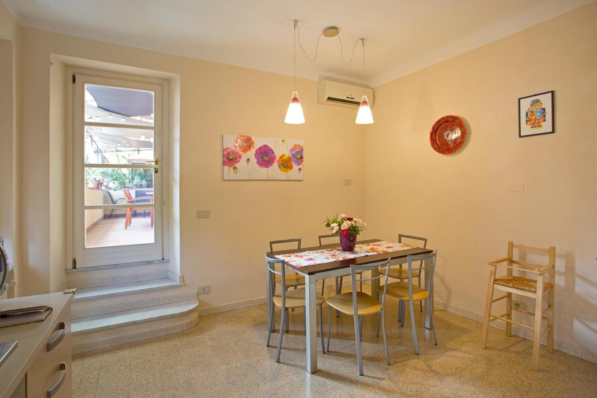 Casa San Girolamo Historic Flat With Cosy Terrace In Lucca's Centre *